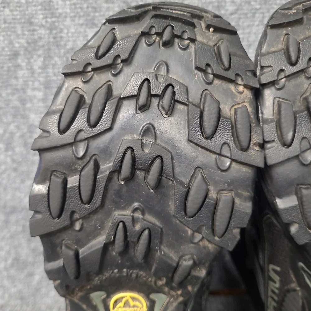 La Sportiva Men's Ultra Raptor II Mid GTX Black/Clay Trail Boots 8.5 / EU 41
